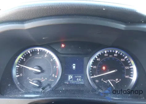 2014 Toyota Highlander Le V6 from USA, damaged, VIN 5TDZKRFH3ES011646